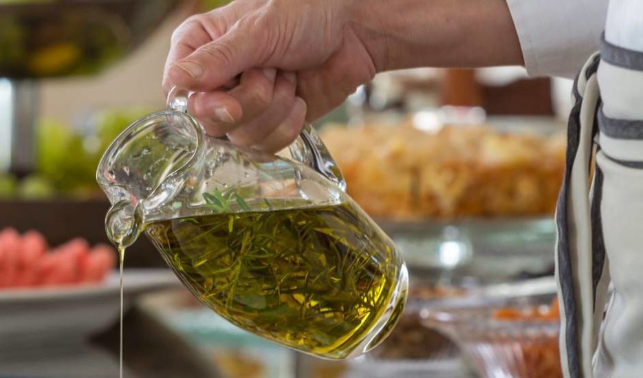 OLIVE-OIL (1)